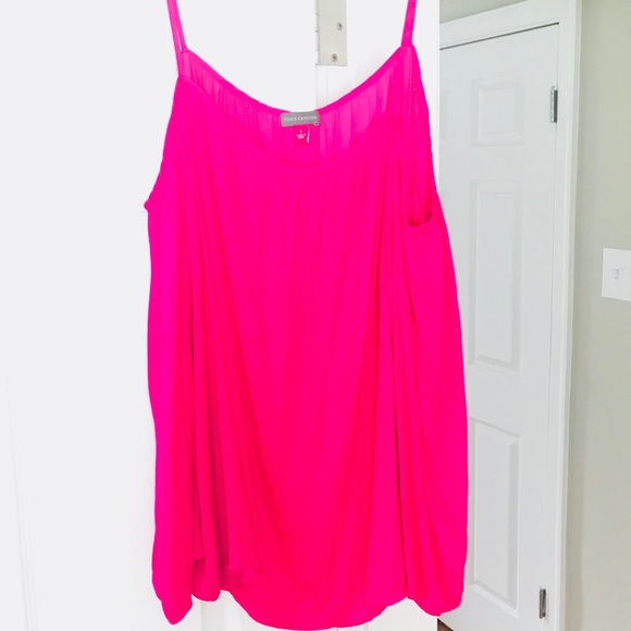 Hot Pink Tank - Picture 1 of 3